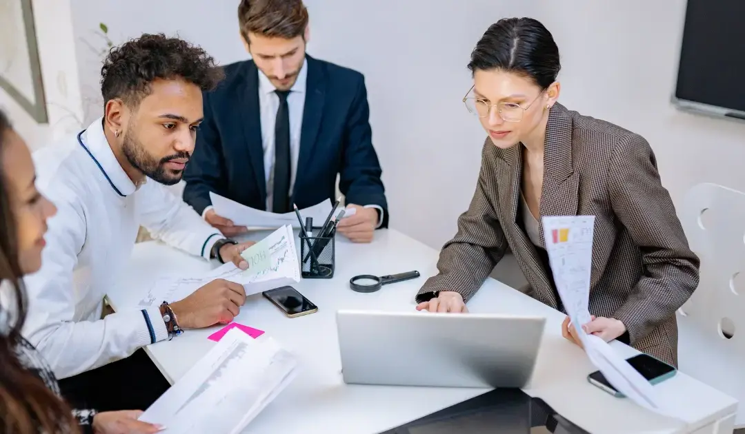 When Should Your Business Hire HR? 7  Signs You’ve Outgrown DIY HR